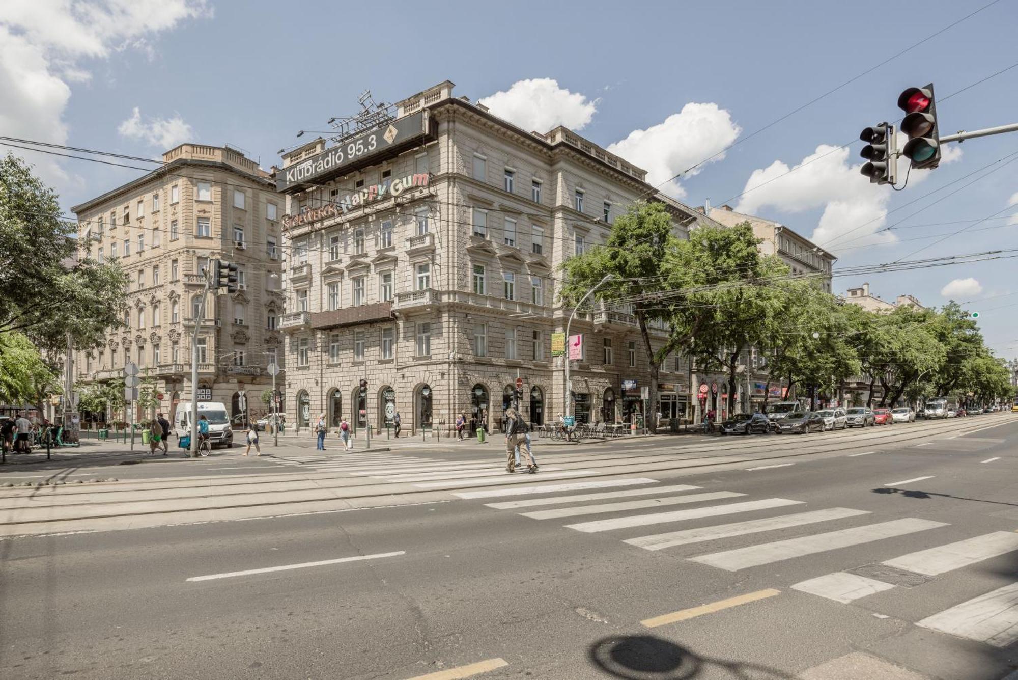 Casadeco Budapest Apt-Stunning New York Cafe View Exterior foto