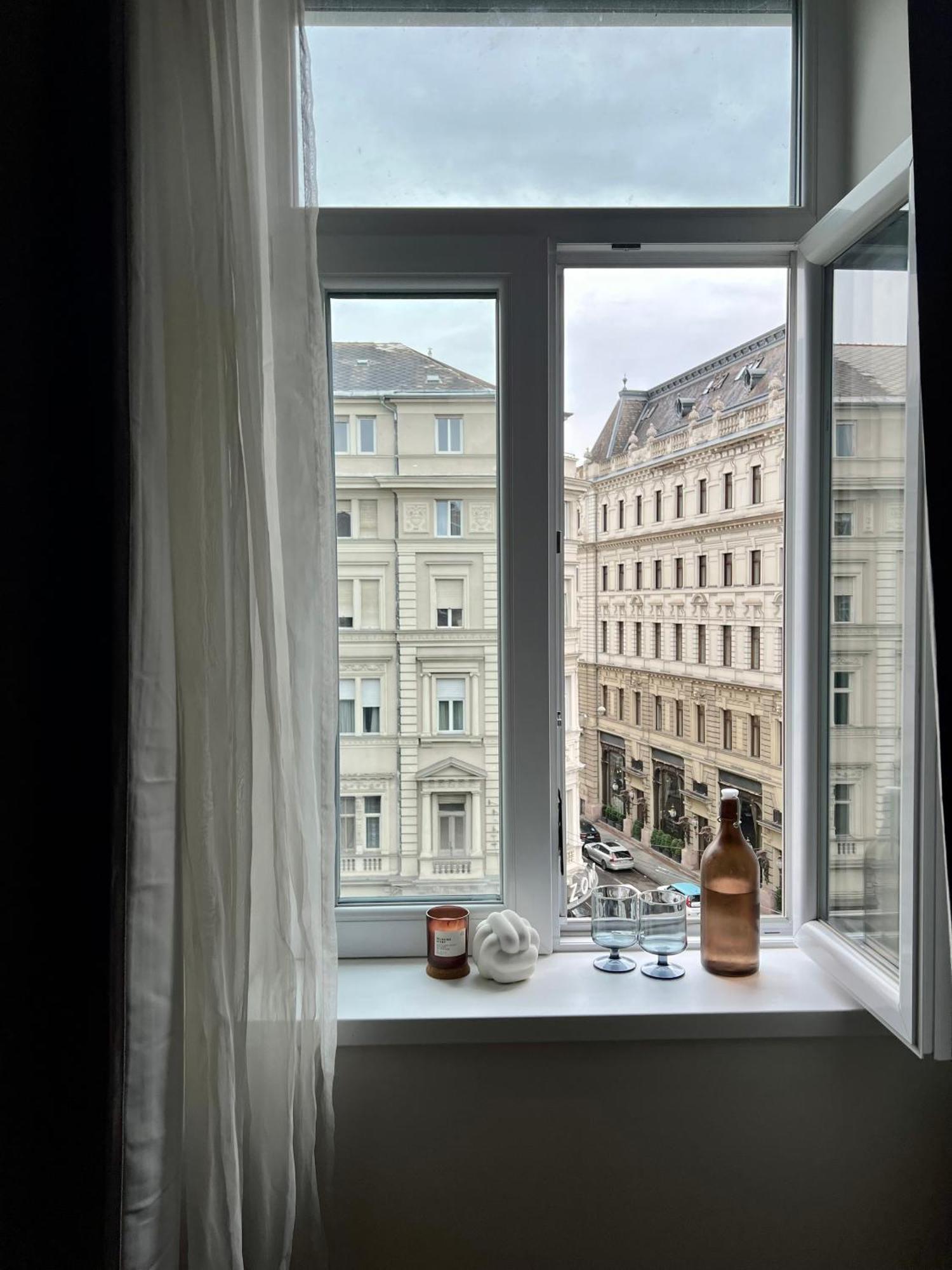 Casadeco Budapest Apt-Stunning New York Cafe View Exterior foto